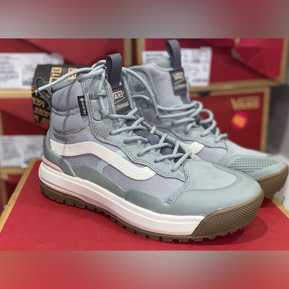 Vans UltraRange EXO Mte-1 hiking shoes (sage)